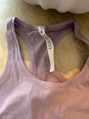 NWT; lilac/light purple lululemon Swiftly Tech Racerback Tank Top 2.0 Hip Length